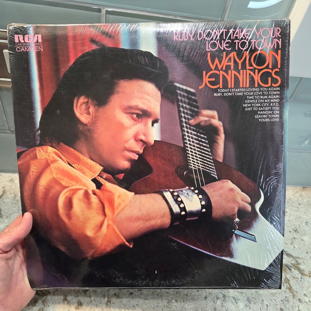 Waylon Jennings Ruby Don't Take‎ Your Love To Town Vinyl LP RCA Camden CAS-2608